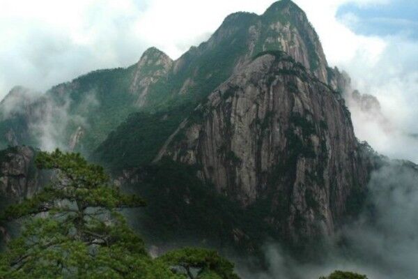 石台牯牛降、蓬莱仙洞、九华天池、矮人部落、杏花村文化旅游节2日游