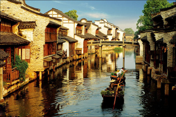 苏州园林 水乡周庄 无锡影视城 灵山胜境二日游