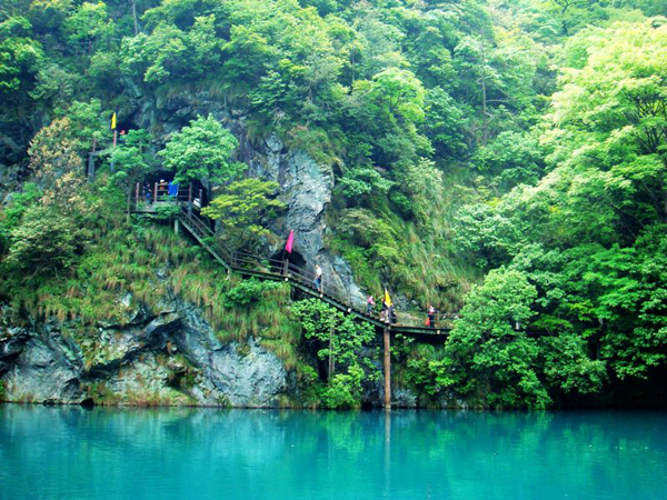 观音堂牯牛降核心景区-大王洞-怪潭漂流-奇石谷二日游