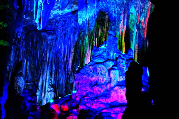 桐庐瑶琳仙境 天目溪漂流 千岛湖中心湖区二日游