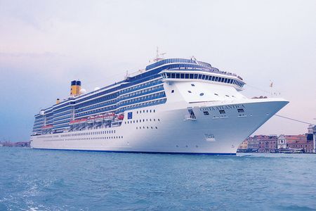 热卖促销<皇家量子号上海-长崎-福冈-上海5晚6天游>